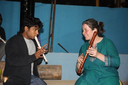 Fête de Shiva - Saravana (groupe Agnii) et Catherine à la flûte