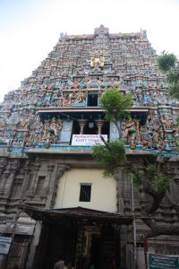 Temple de Madurai - Une des 4 portes pour entrer dans le temple