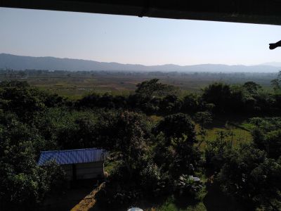 J12-08 Vue panoramique sur la plaine du Teraï