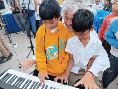 J02-06 Concert à 6 mains