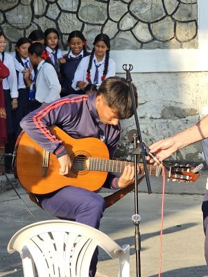 J08-09 Peut-être un futur artiste