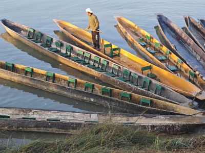 J11-02 Première étape, le passage sur la rivière Rapti